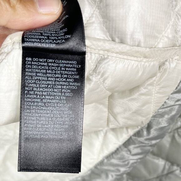 The North Face Womens Small Light Gray Thermoball Hooded Full Zip Jacket Quilted - Picture 11 of 13
